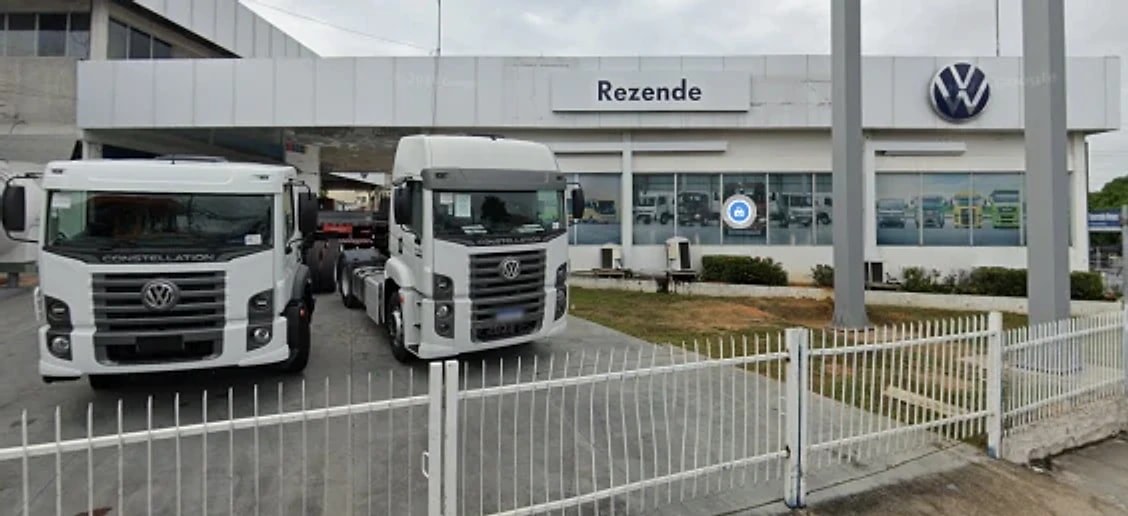 Fachada da Rezende Caminhões em Manaus